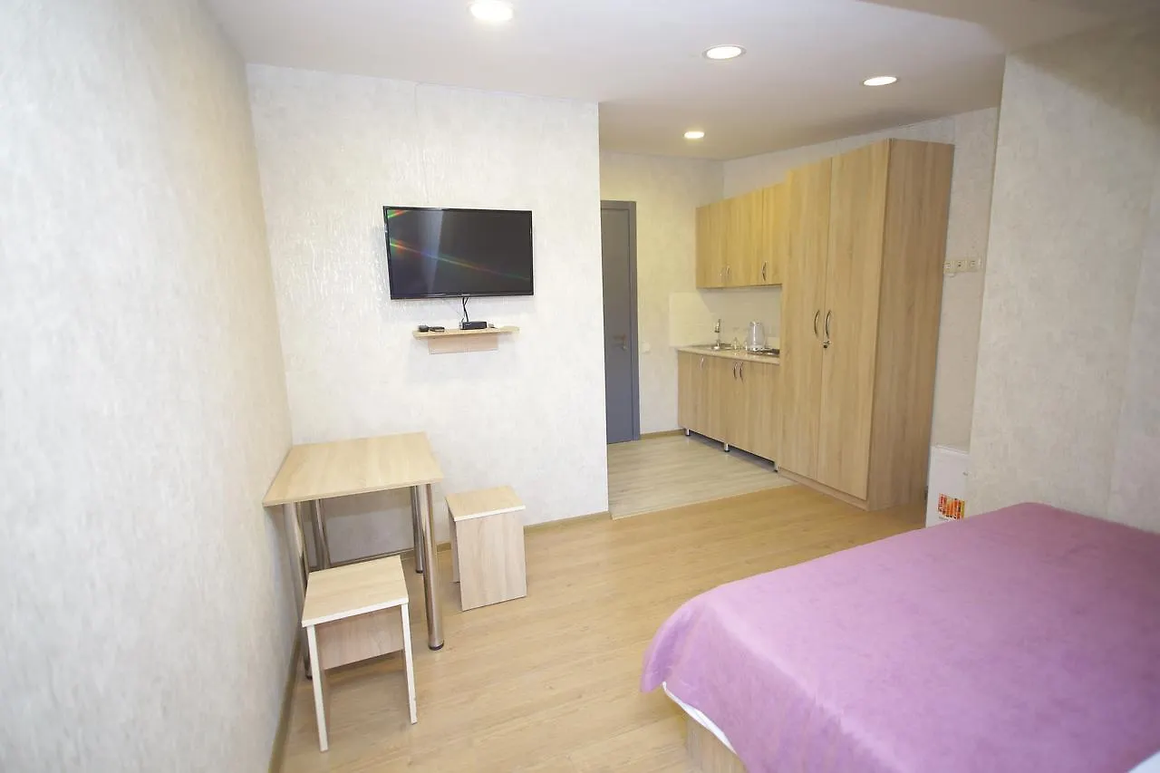 טביליסי Four Rooms בית הארחה